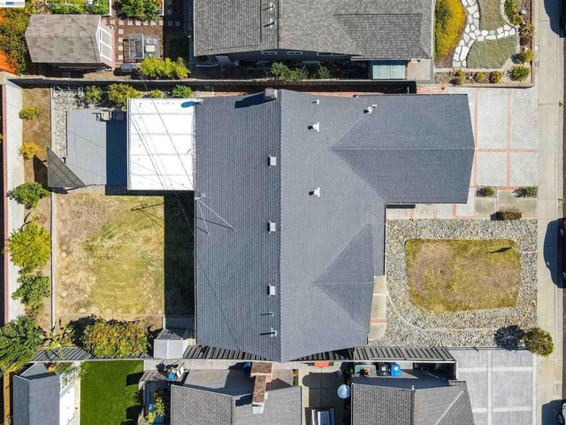 4852 Regents Park Ln, Fremont, CA 94538
