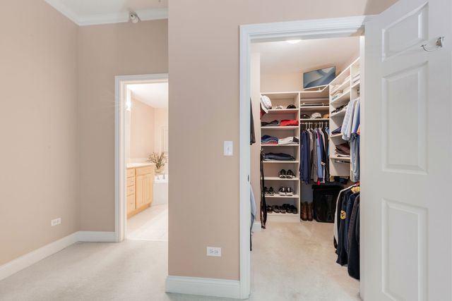 2700 Summit Drive 309, Glenview, IL 60025