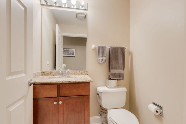 2700 Summit Drive 309, Glenview, IL 60025