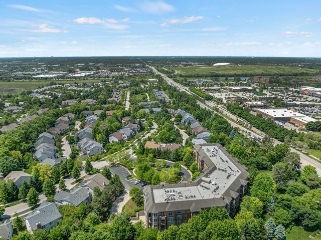 2700 Summit Drive 309, Glenview, IL 60025