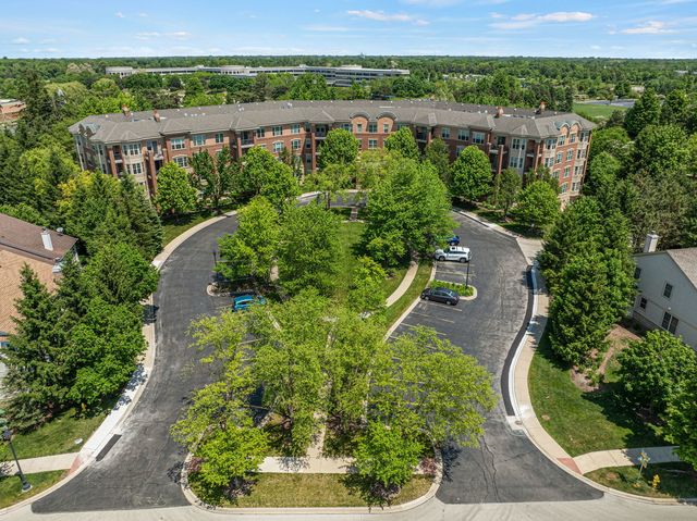 2700 Summit Drive 309, Glenview, IL 60025