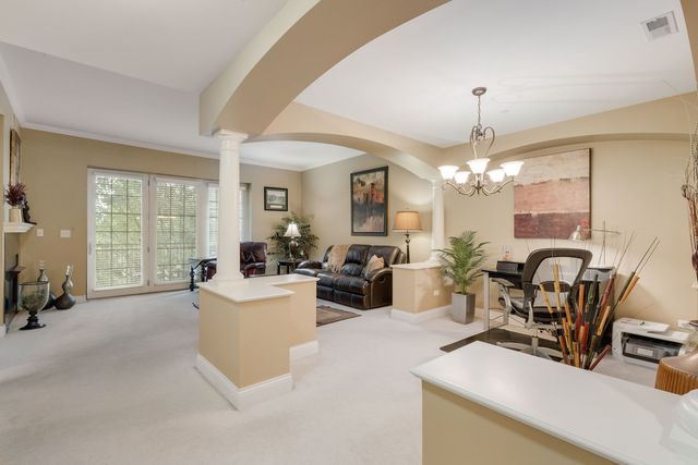 2700 Summit Drive 309, Glenview, IL 60025