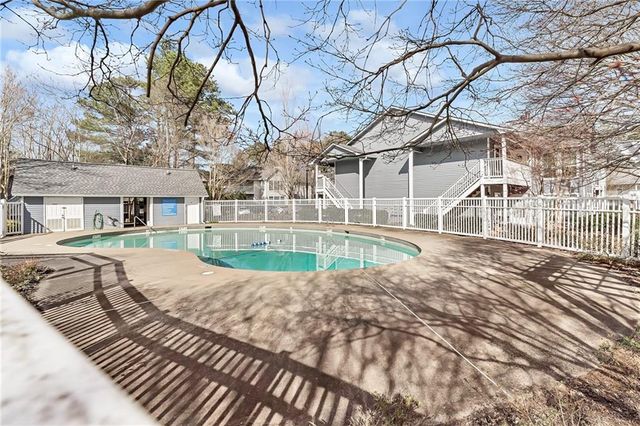 103 Natchez Trace, Sandy Springs, GA 30350