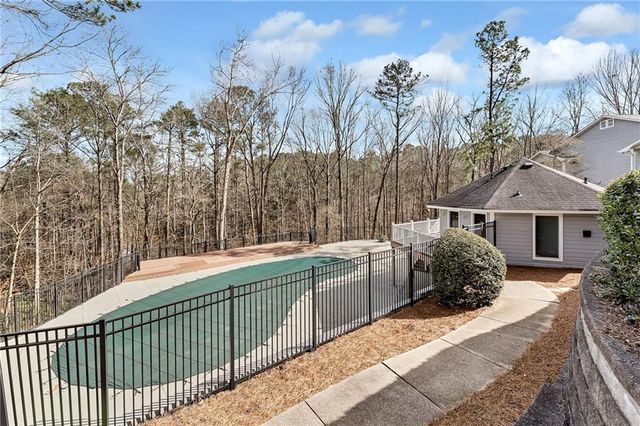 103 Natchez Trace, Sandy Springs, GA 30350