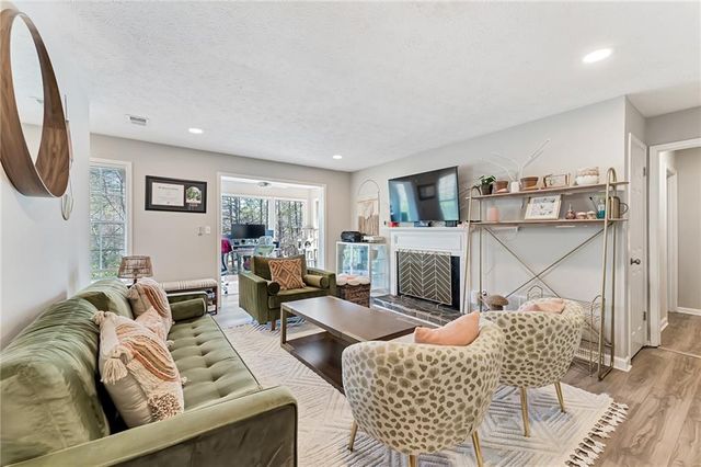 103 Natchez Trace, Sandy Springs, GA 30350