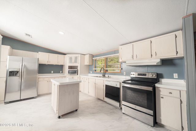 117 SUMAC Street, Interlachen, FL 32148