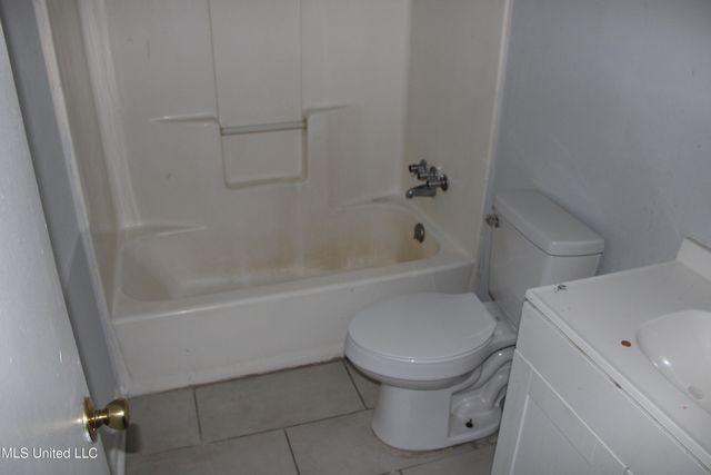 2614 Mclelland Street, Hattiesburg, MS 39401