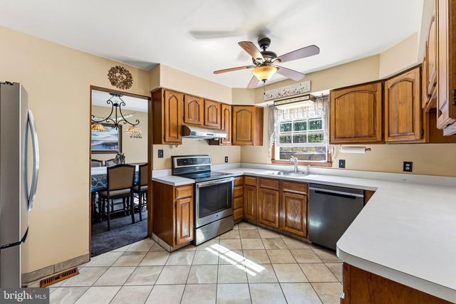 5209 CONNECTICUT AVE, Hammonton, NJ 08037