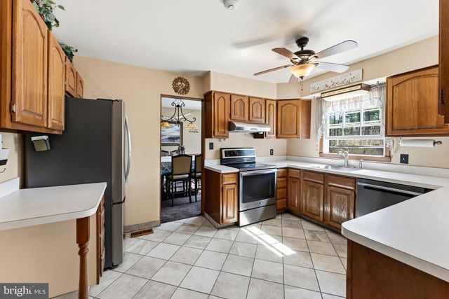 5209 CONNECTICUT AVE, Hammonton, NJ 08037