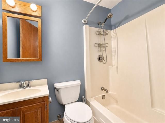 5209 CONNECTICUT AVE, Hammonton, NJ 08037