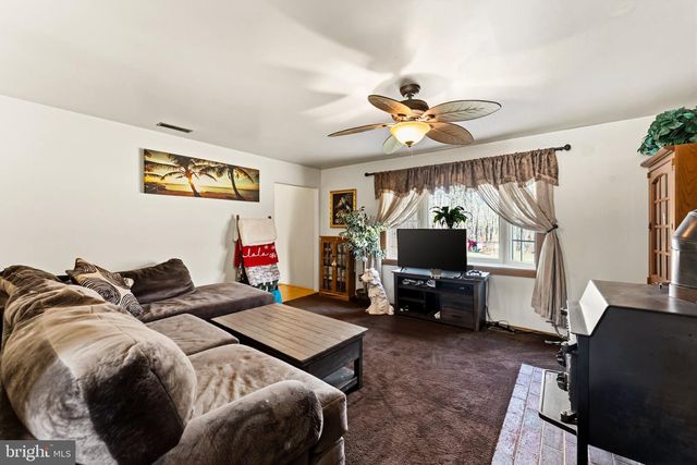 5209 CONNECTICUT AVE, Hammonton, NJ 08037