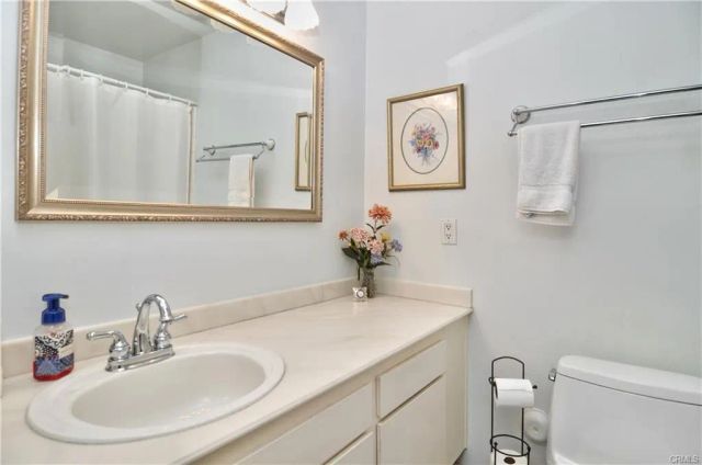 12 Lemon Tree, Irvine, CA 92612