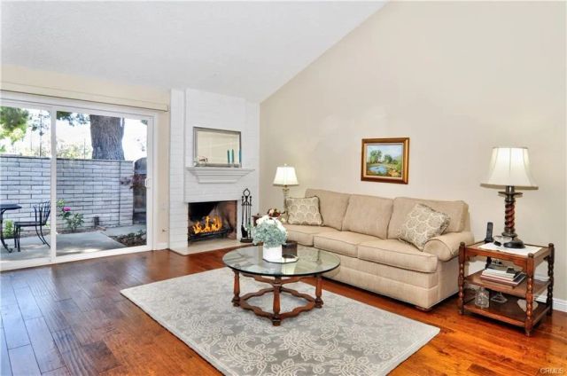 12 Lemon Tree, Irvine, CA 92612