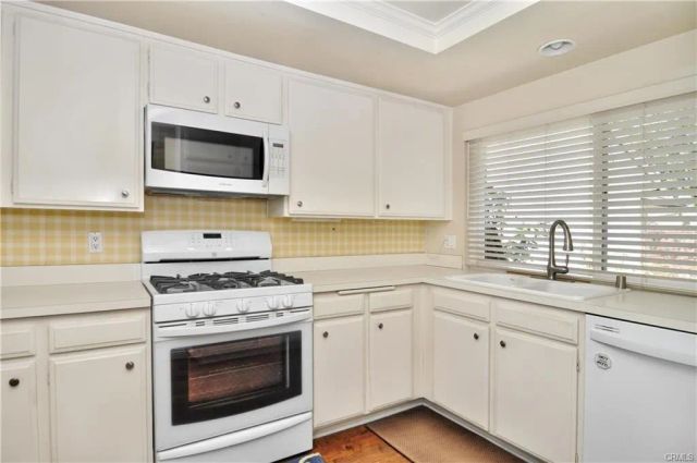 12 Lemon Tree, Irvine, CA 92612
