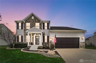 8112 Bushclover Drive, Tipp City, OH 45371