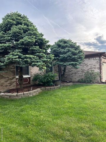 15720 Bono Drive, Clinton Township, MI 48038