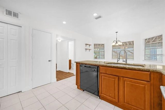 7524 QUAIL RUN COURT, Orlando, FL 32819