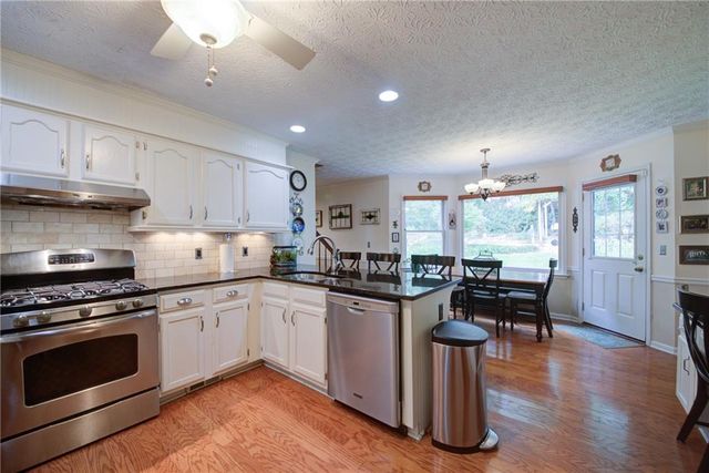 2000 Trotters Ridge Way, Roswell, GA 30075