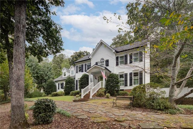 2000 Trotters Ridge Way, Roswell, GA 30075