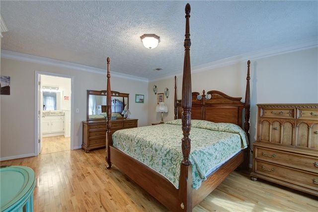 2000 Trotters Ridge Way, Roswell, GA 30075