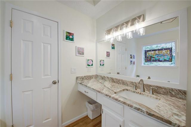 2000 Trotters Ridge Way, Roswell, GA 30075