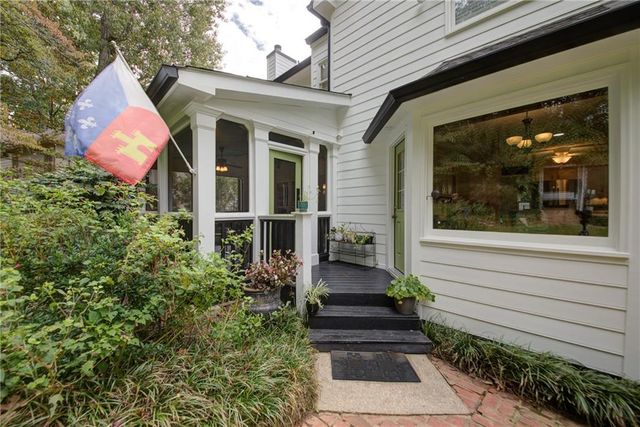 2000 Trotters Ridge Way, Roswell, GA 30075