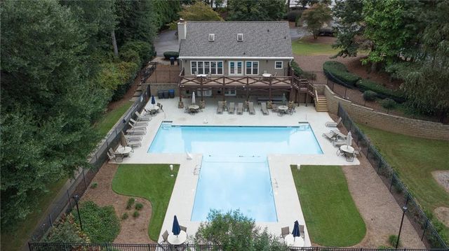 2000 Trotters Ridge Way, Roswell, GA 30075