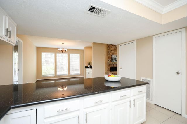 24 Rockfern Court, The Woodlands, TX 77380