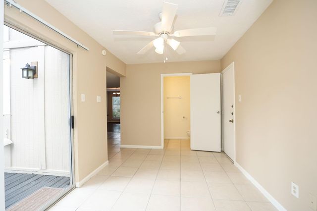 24 Rockfern Court, The Woodlands, TX 77380