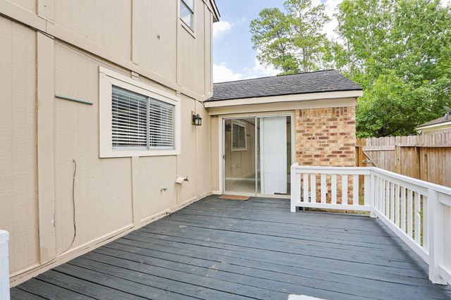24 Rockfern Court, The Woodlands, TX 77380