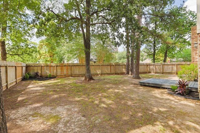 24 Rockfern Court, The Woodlands, TX 77380