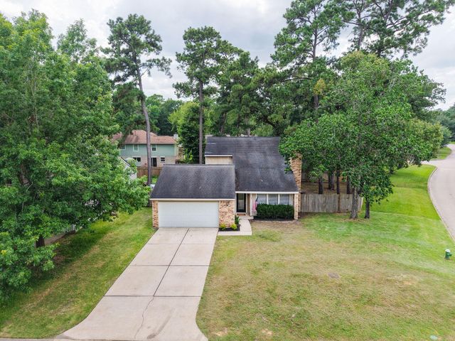 24 Rockfern Court, The Woodlands, TX 77380