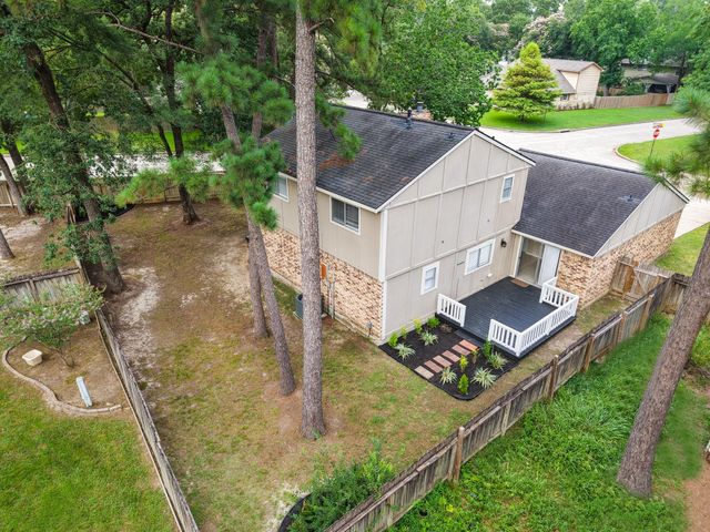24 Rockfern Court, The Woodlands, TX 77380