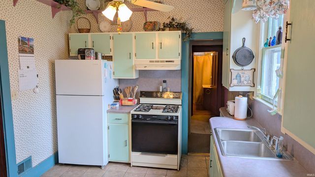 316 W Wiley Avenue, Bluffton, IN 46714