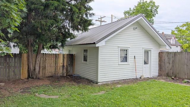 316 W Wiley Avenue, Bluffton, IN 46714