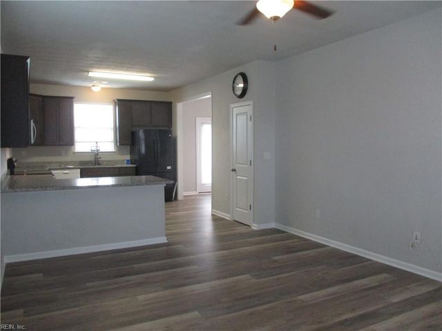 157 Hall Avenue AVE, Suffolk, VA 23434