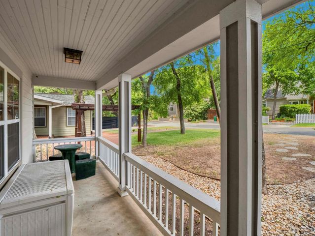 2003 Woodmont Ave, Austin, TX 78703