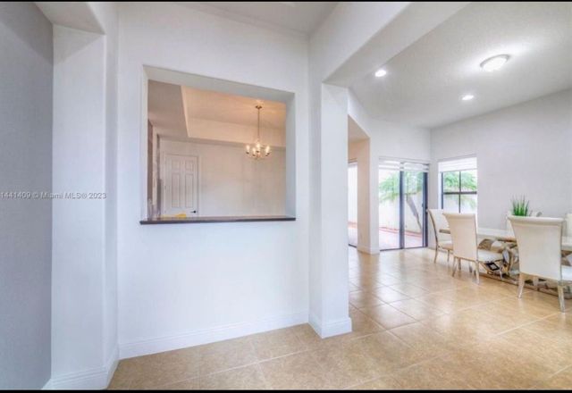 8362 NW 39th Court, Pembroke Pines, FL 33024