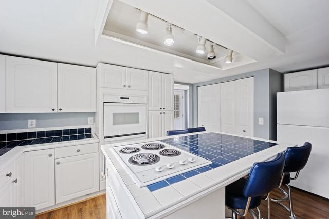 1642 BRISTOL PIKE, Morrisville, PA 19067