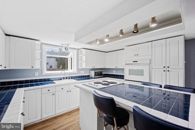 1642 BRISTOL PIKE, Morrisville, PA 19067