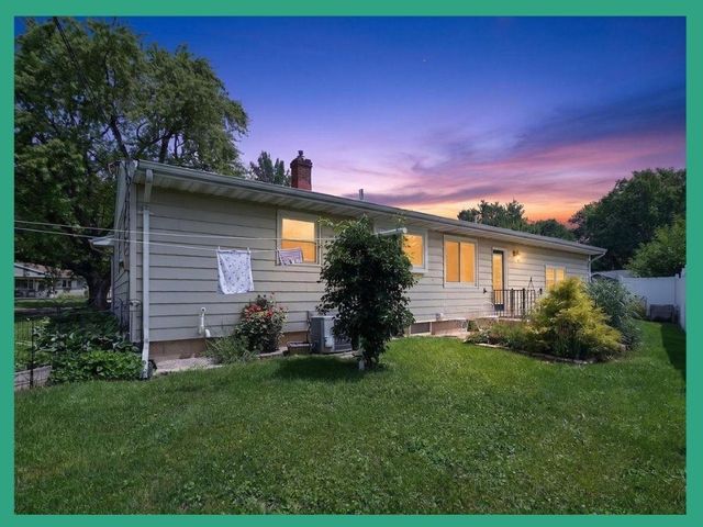 400 Frost Woods Road, Monona, WI 53716