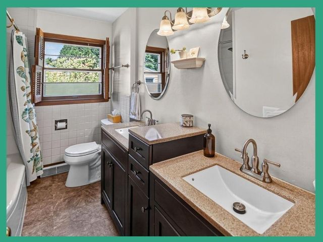 400 Frost Woods Road, Monona, WI 53716