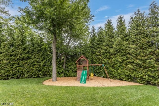 1 Copperfield Way, Morris Twp., NJ 07960