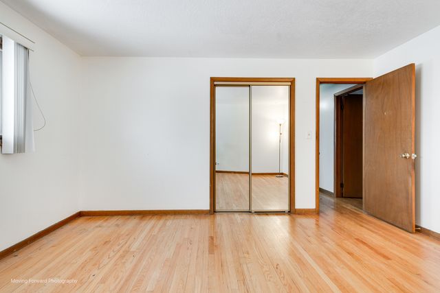 539 W Eggerding Drive, Addison, IL 60101