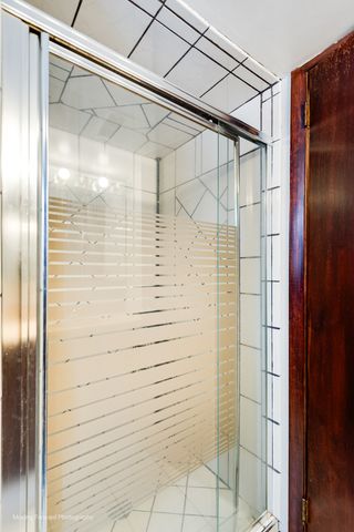 539 W Eggerding Drive, Addison, IL 60101