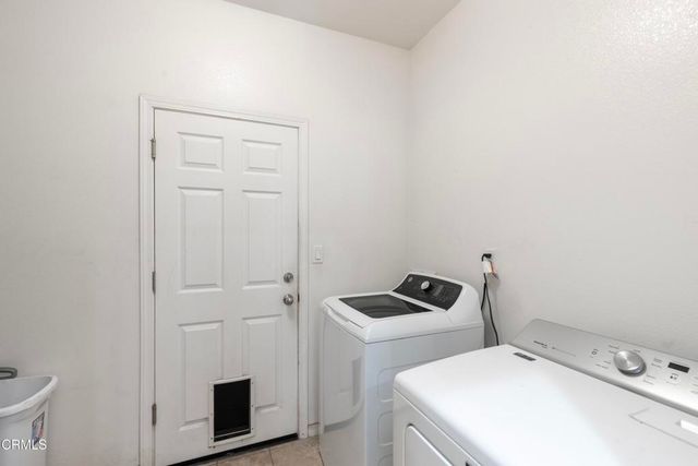 5128 Ederia Way, Bakersfield, CA 93313