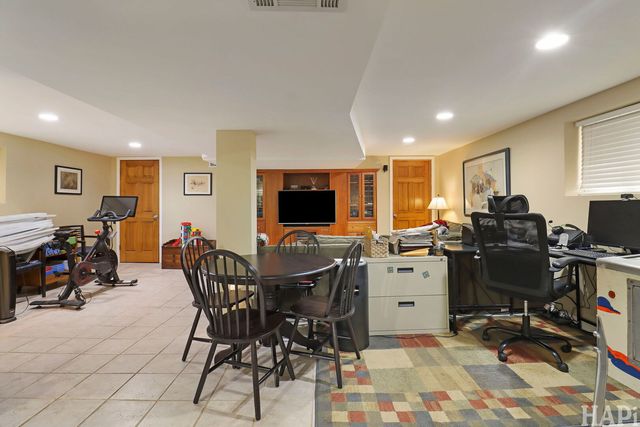 7846 Kenneth Avenue, Skokie, IL 60076
