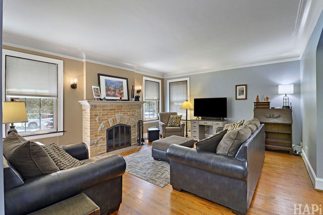 7846 Kenneth Avenue, Skokie, IL 60076