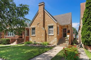 7846 Kenneth Avenue, Skokie, IL 60076