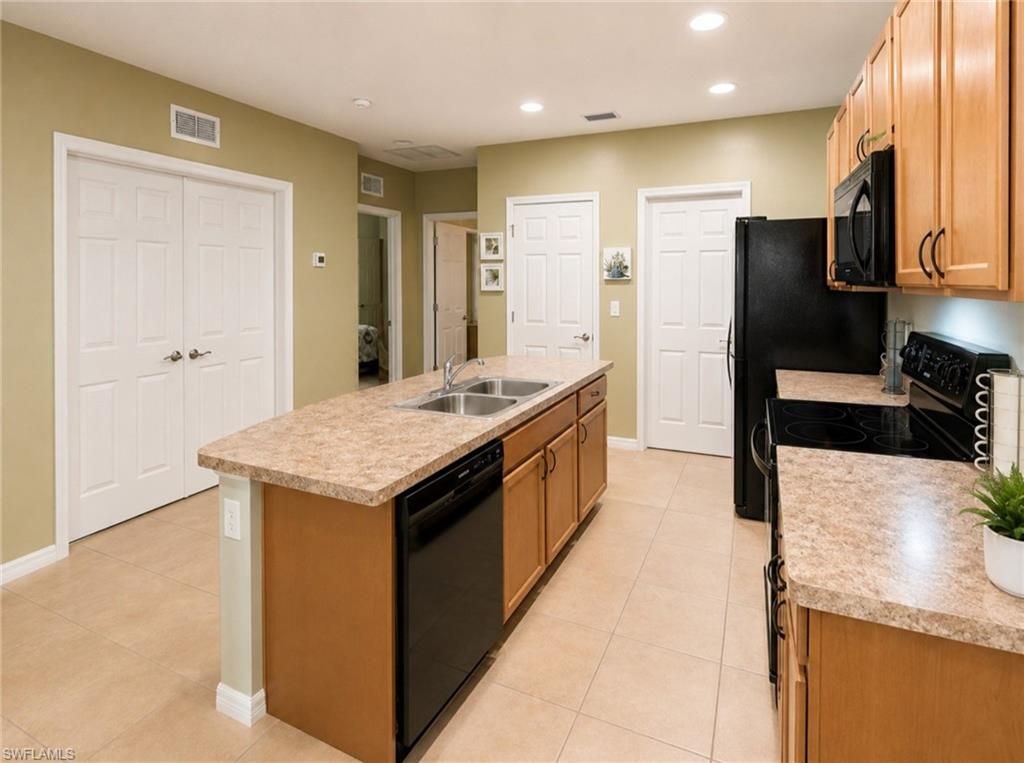 10716 Crossback LN, LEHIGH ACRES, FL 33936 — photo 5